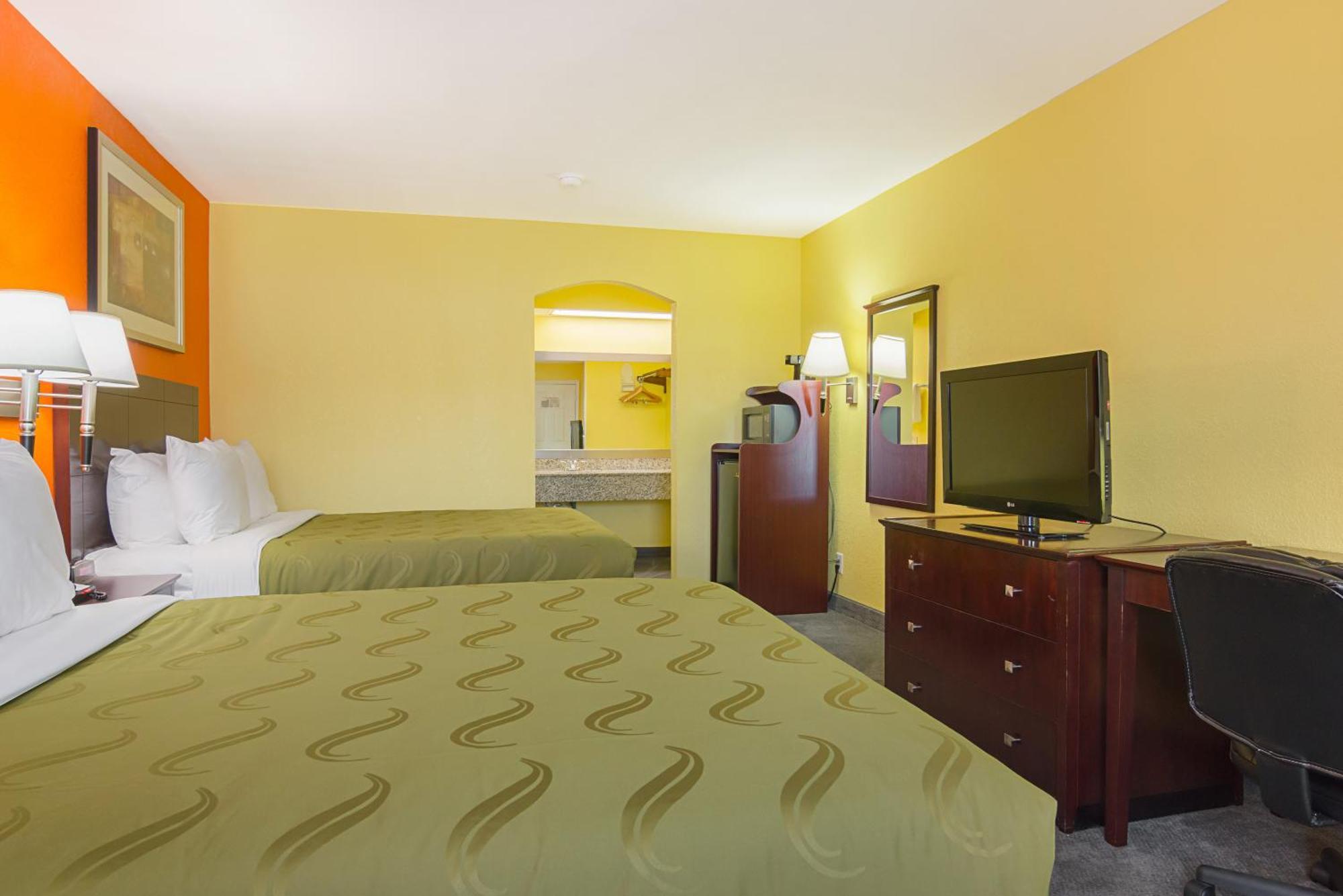 Quality Inn Carthage Экстерьер фото