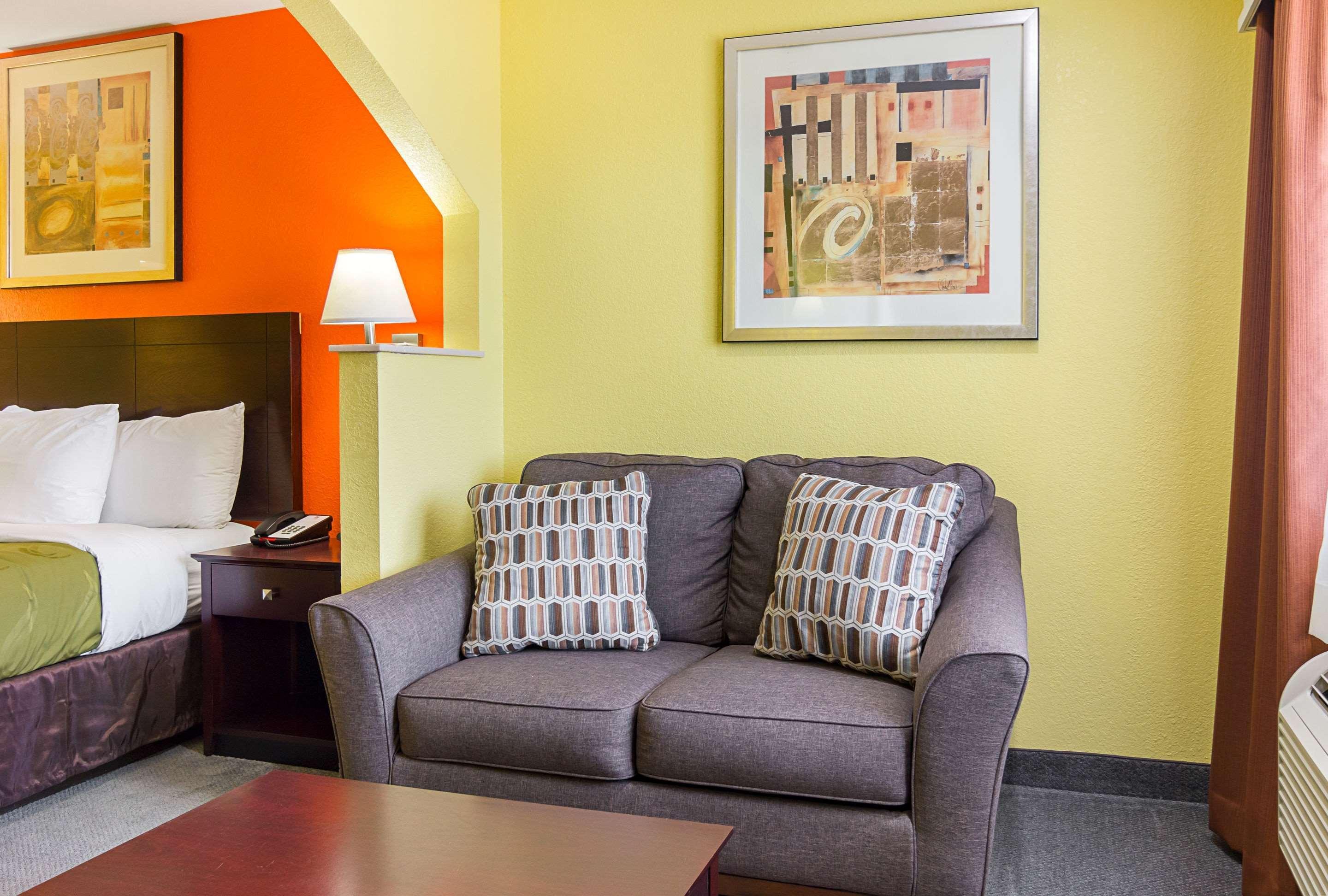 Quality Inn Carthage Экстерьер фото