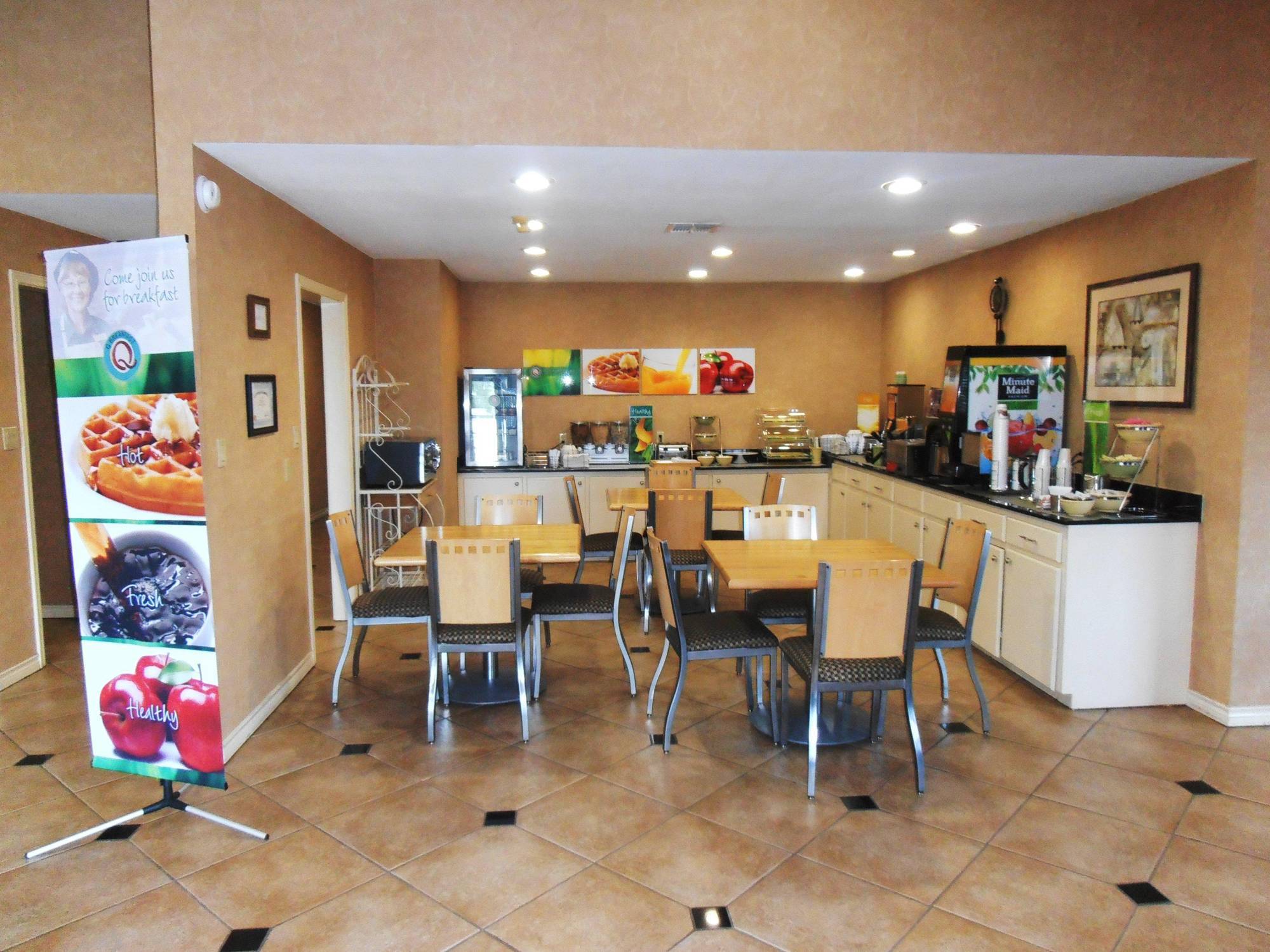 Quality Inn Carthage Экстерьер фото