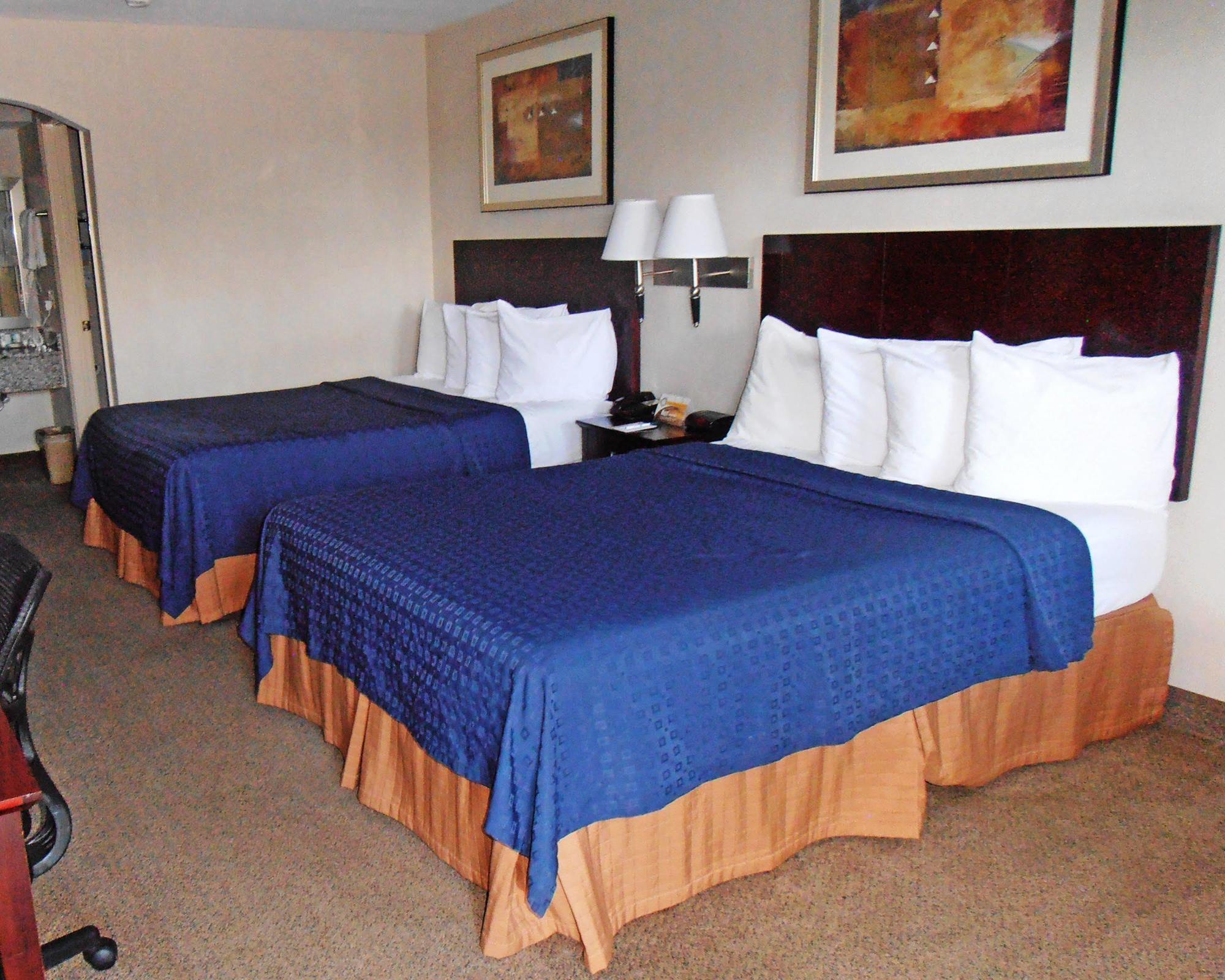 Quality Inn Carthage Экстерьер фото